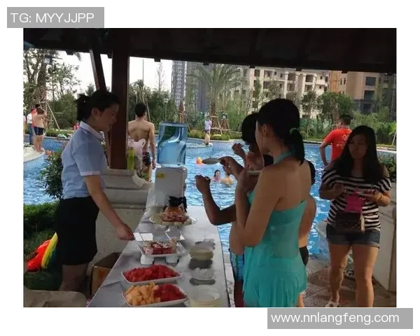 夏季畅享清凉 泳池必备用品推荐让你的泳池派对更精彩 夏季畅享清凉 泳池必备用品推荐让你的泳池派对更精彩