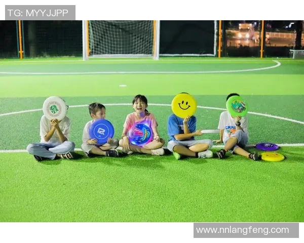 吴娜独家分享飞盘技巧与心得助你轻松掌握飞盘运动的乐趣与魅力