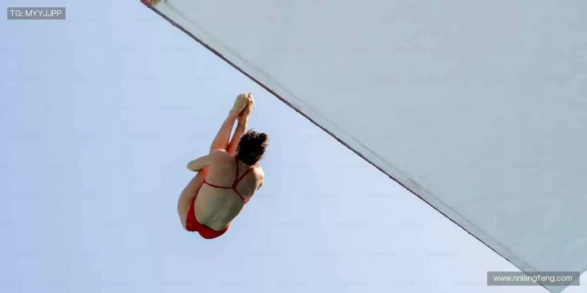 🌟 与千万球迷同频，共享胜利喜悦！🎊